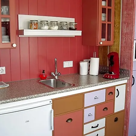 Noordwester 45 Pensjonat 3*
