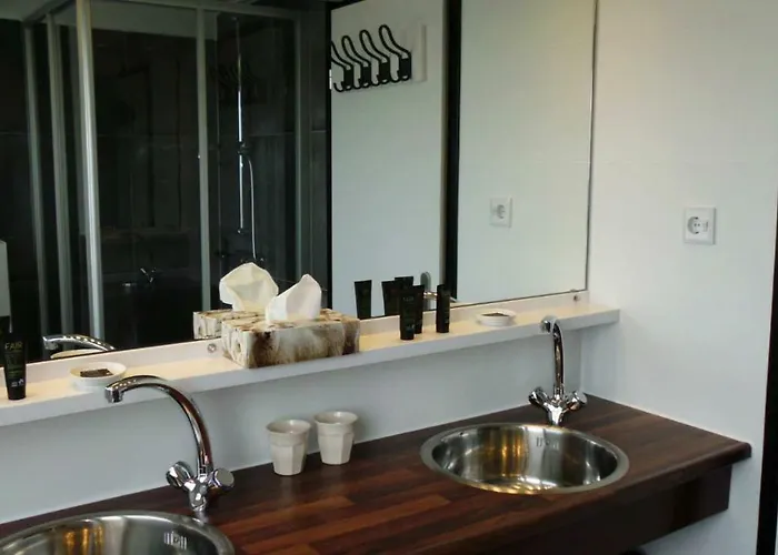 Noordwester 45 Guest house 3*